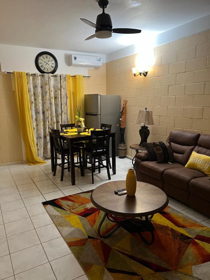Lovely Modern 1Bedroom Overlooking Carribean Sea. Ocho Rios Exterior photo